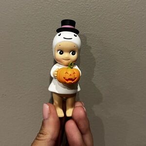 Sonny Angel Pumpkin Patch Series Halloween Ghost  Secret Mini figure Rare 2025